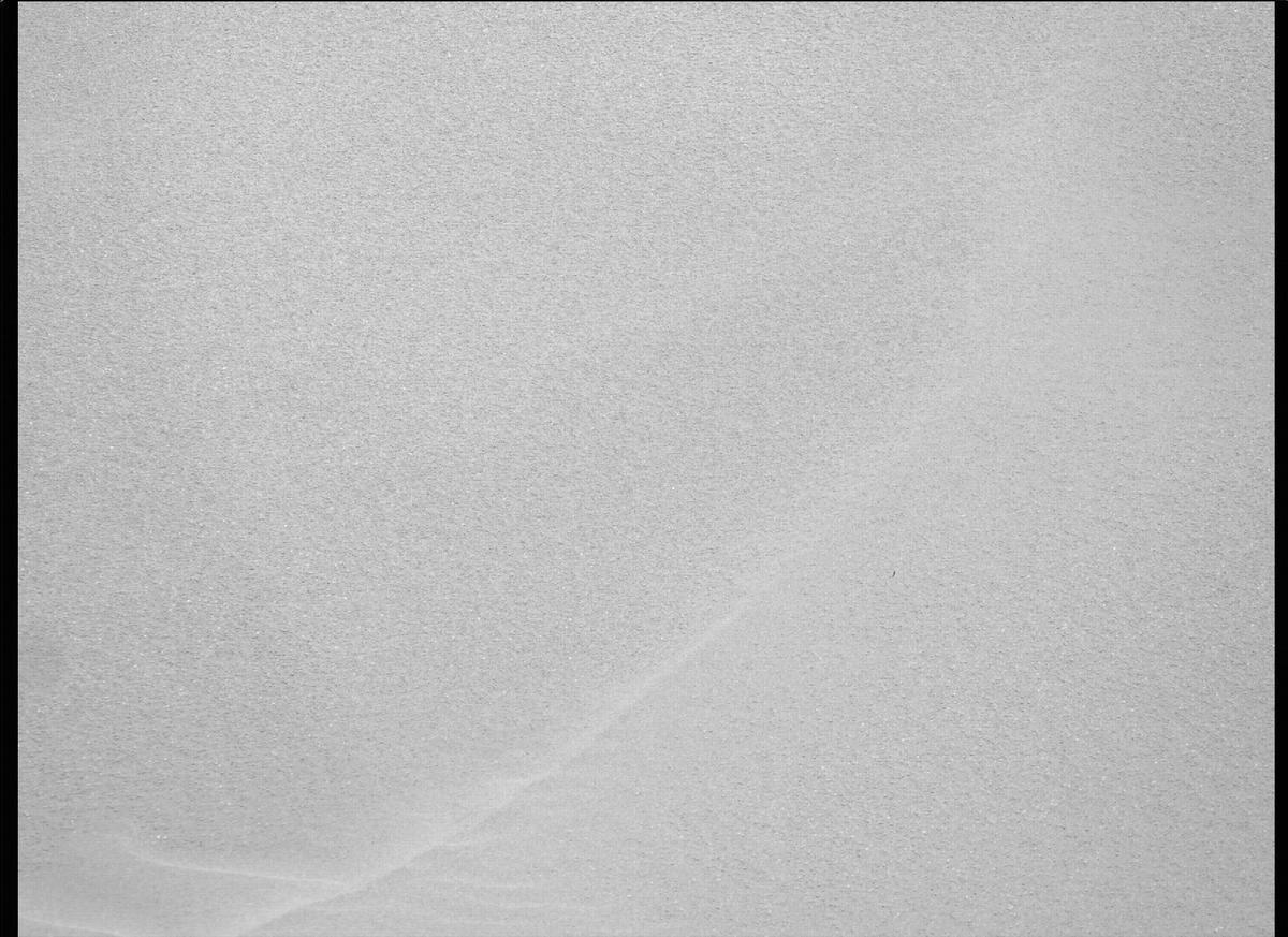 This image was taken by MCZ_RIGHT onboard NASA's Mars rover Perseverance on Sol 214