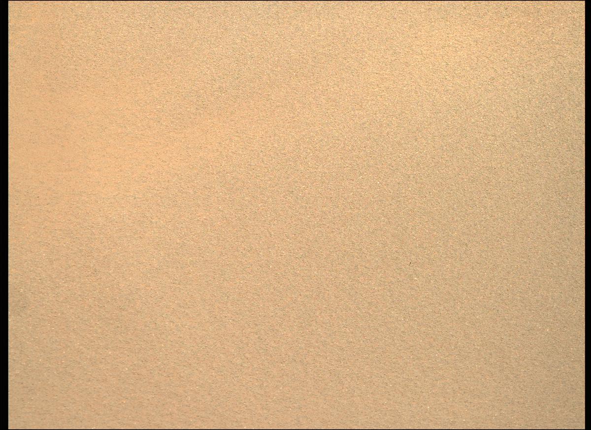 This image was taken by MCZ_RIGHT onboard NASA's Mars rover Perseverance on Sol 214