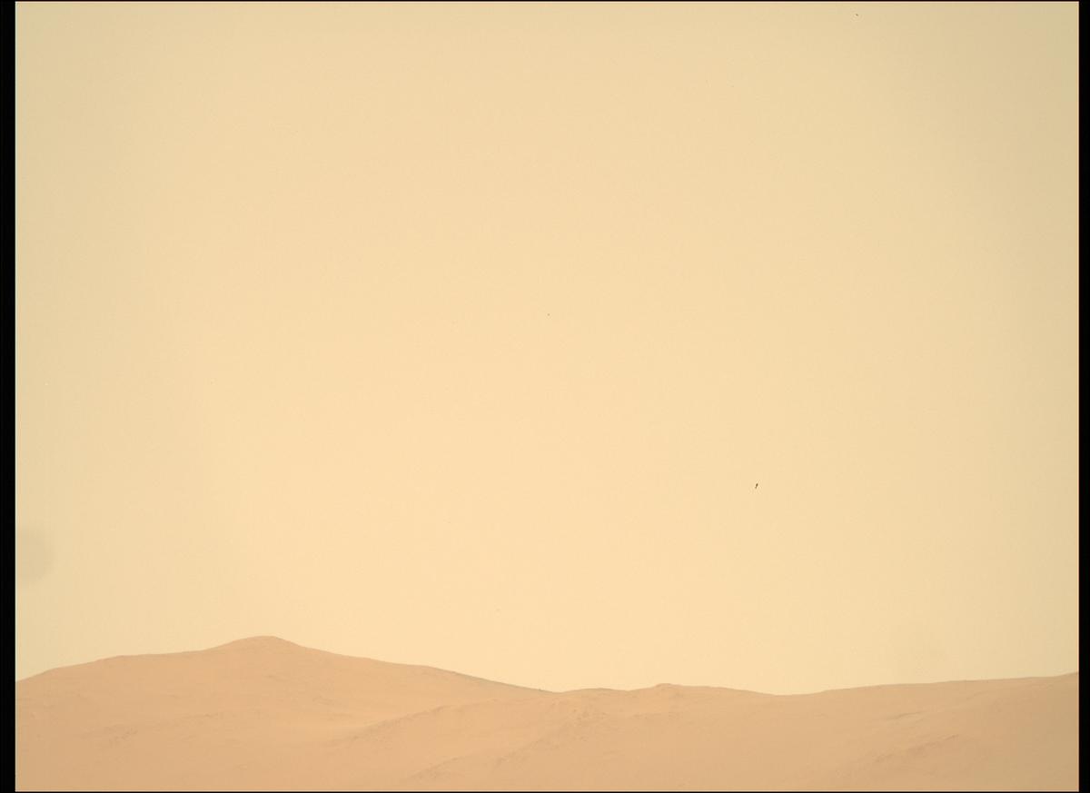 This image was taken by MCZ_RIGHT onboard NASA's Mars rover Perseverance on Sol 214
