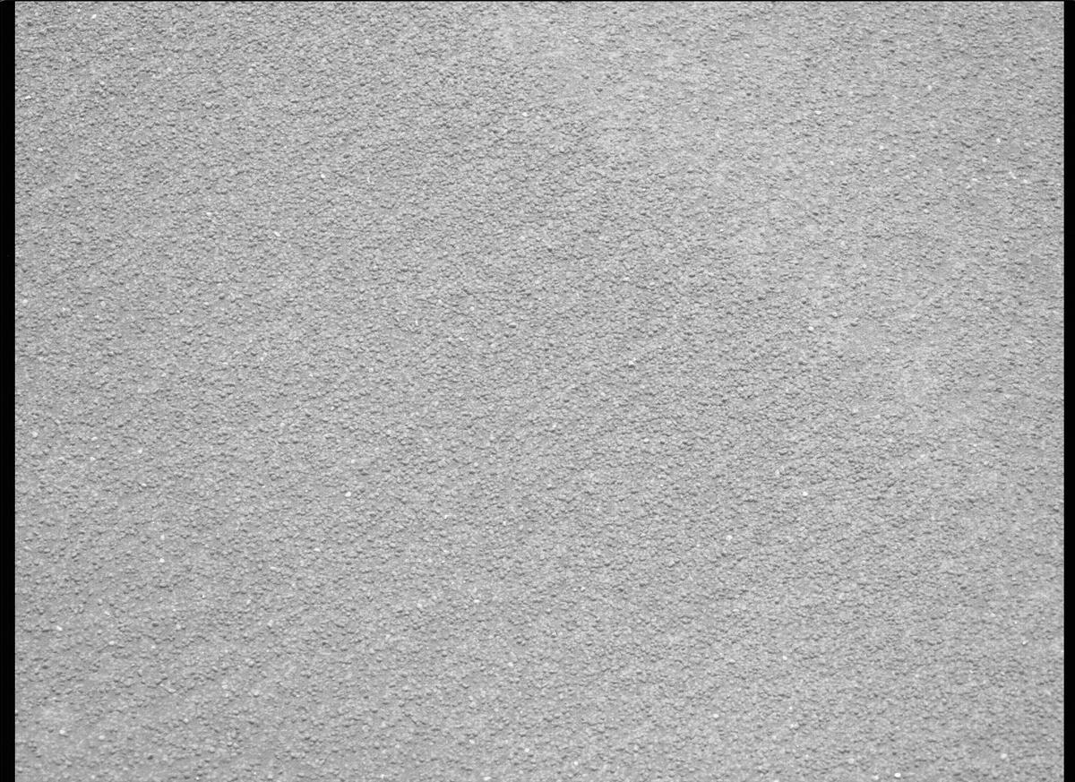 This image was taken by MCZ_LEFT onboard NASA's Mars rover Perseverance on Sol 215