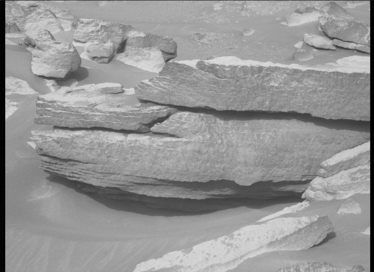 This image was taken by MCZ_LEFT onboard NASA's Mars rover Perseverance on Sol 236