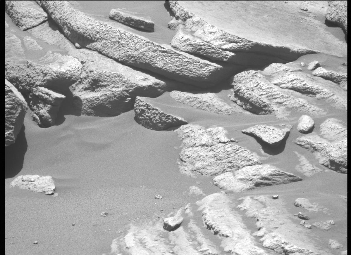 This image was taken by MCZ_LEFT onboard NASA's Mars rover Perseverance on Sol 239