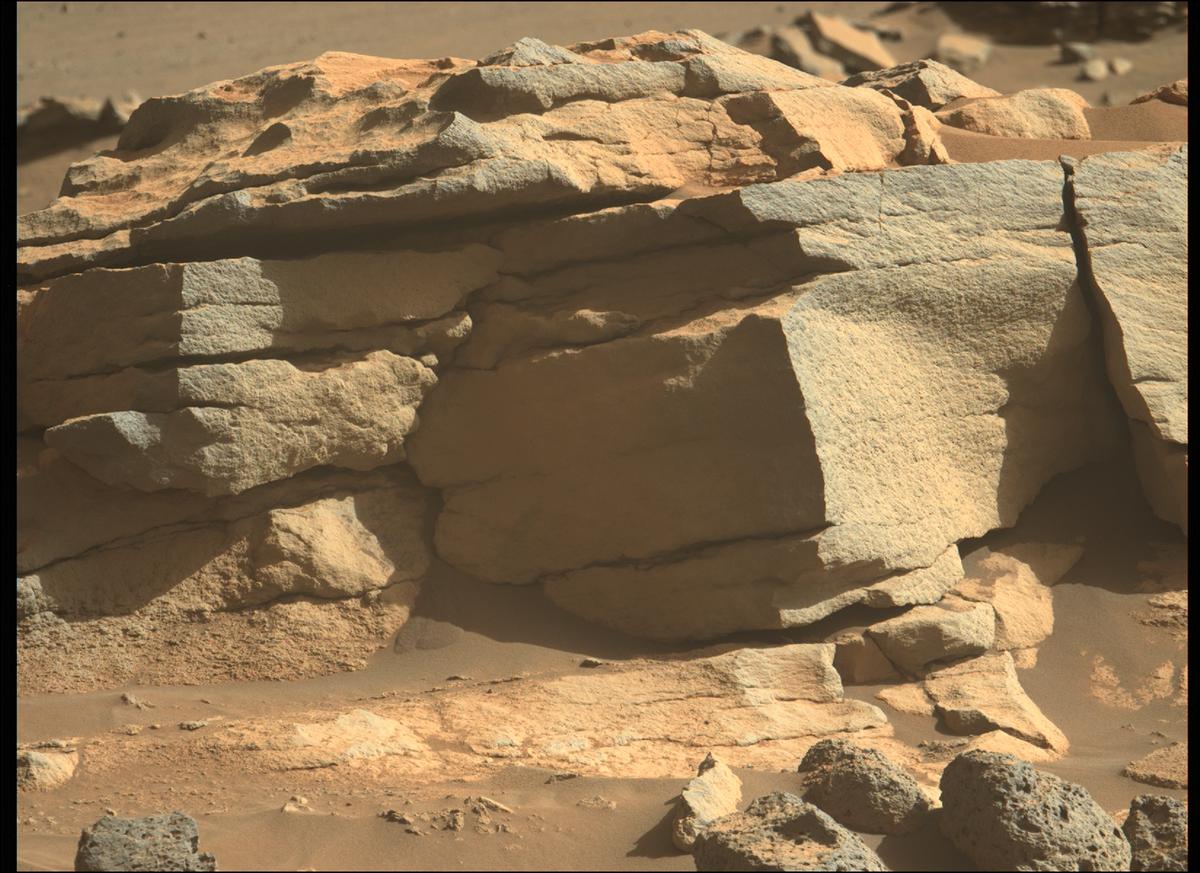 This image was taken by MCZ_LEFT onboard NASA's Mars rover Perseverance on Sol 240