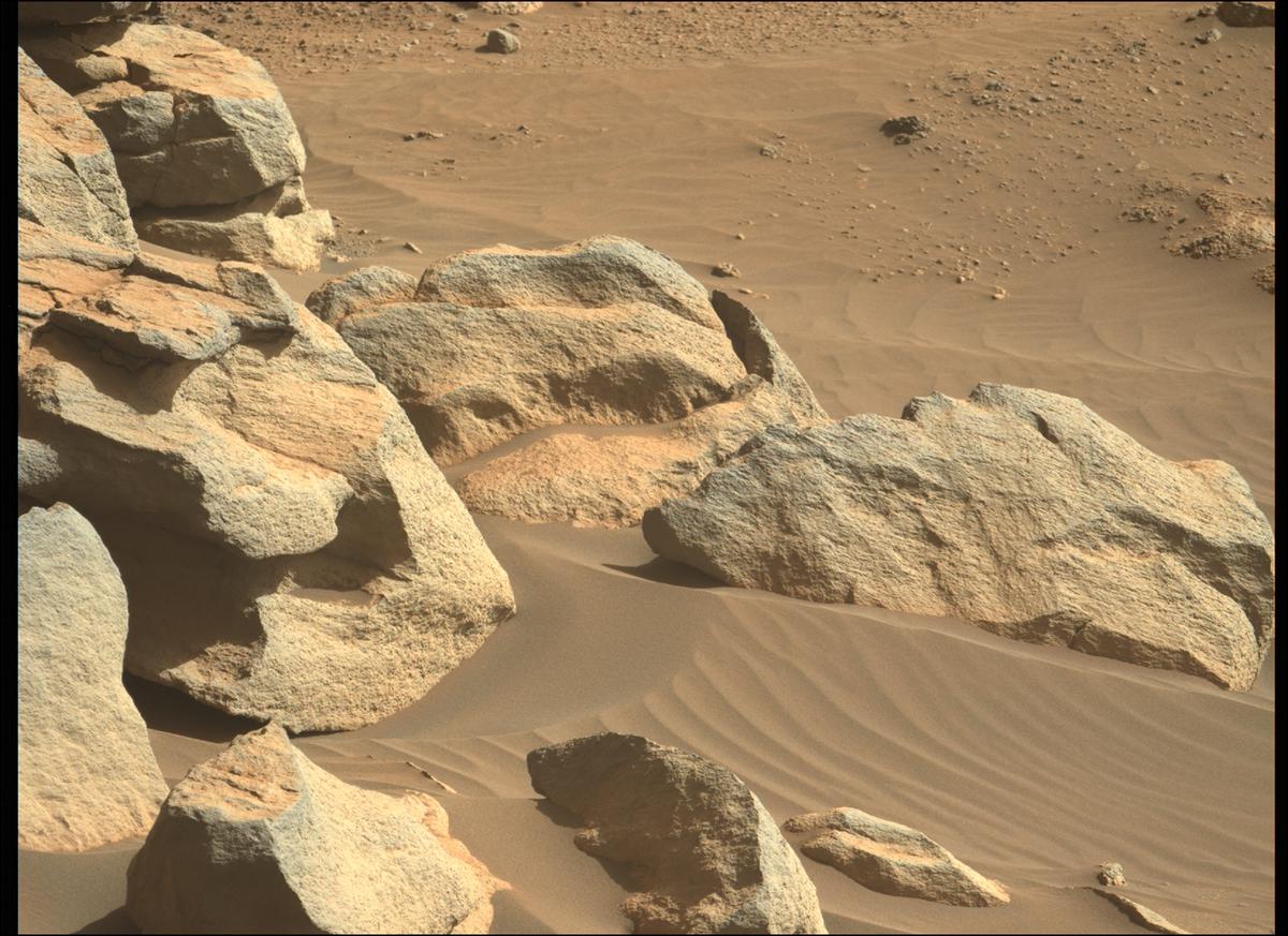 This image was taken by MCZ_LEFT onboard NASA's Mars rover Perseverance on Sol 240