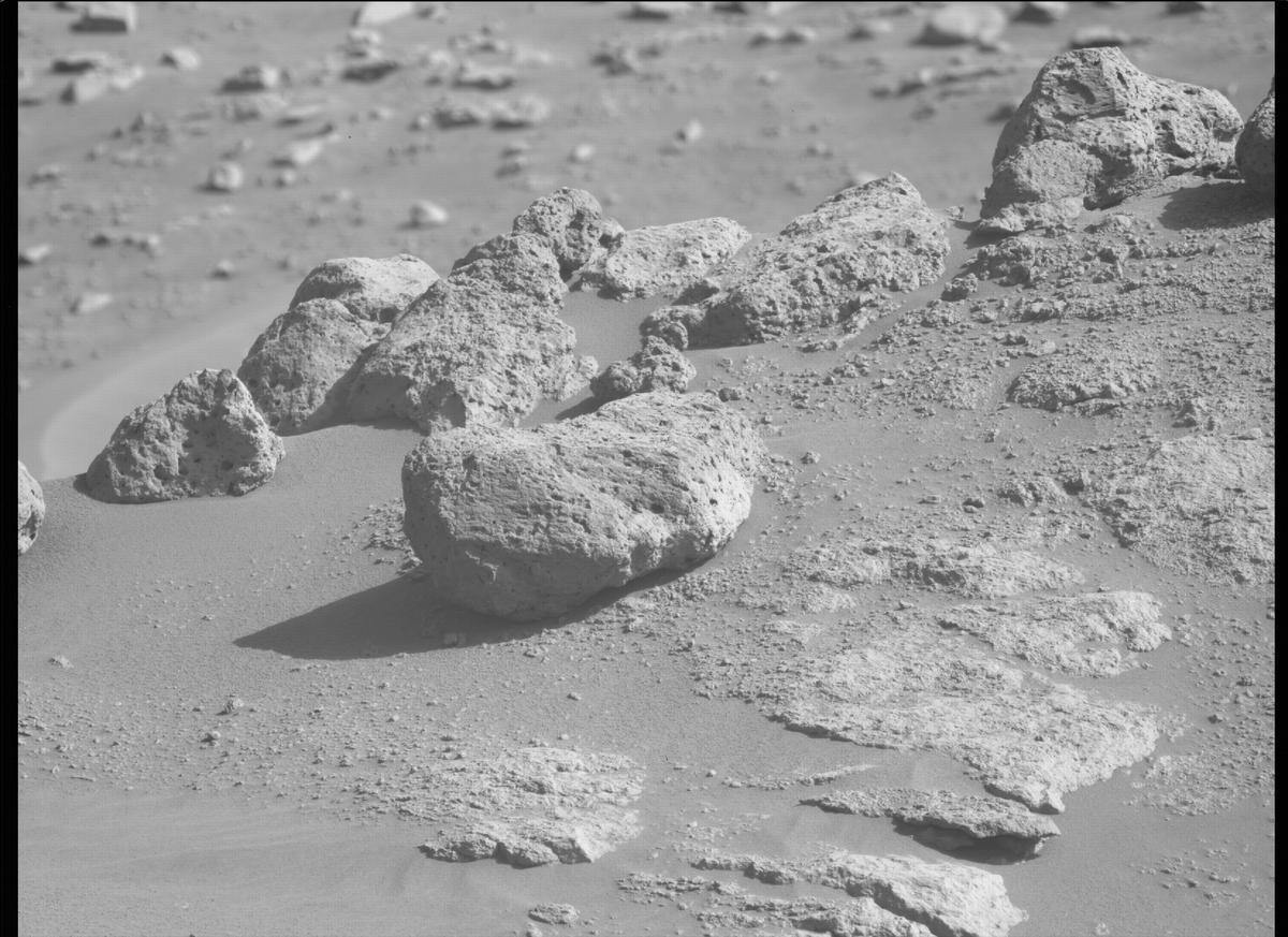 This image was taken by MCZ_LEFT onboard NASA's Mars rover Perseverance on Sol 240