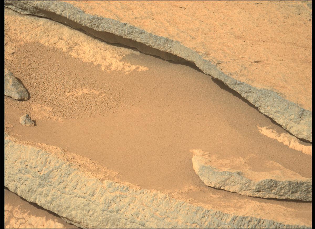 This image was taken by MCZ_LEFT onboard NASA's Mars rover Perseverance on Sol 240