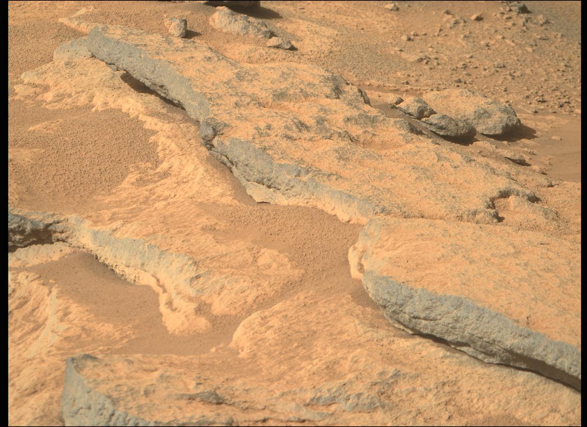 This image was taken by MCZ_RIGHT onboard NASA's Mars rover Perseverance on Sol 240