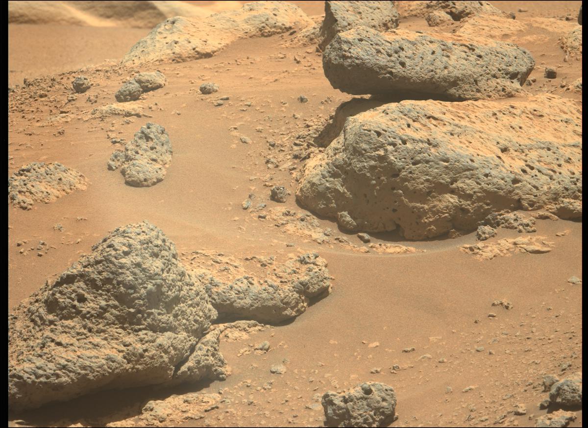 This image was taken by MCZ_LEFT onboard NASA's Mars rover Perseverance on Sol 247