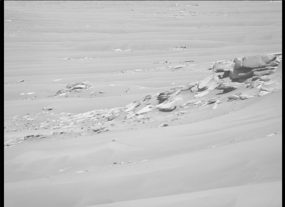 This image was taken by MCZ_LEFT onboard NASA's Mars rover Perseverance on Sol 265