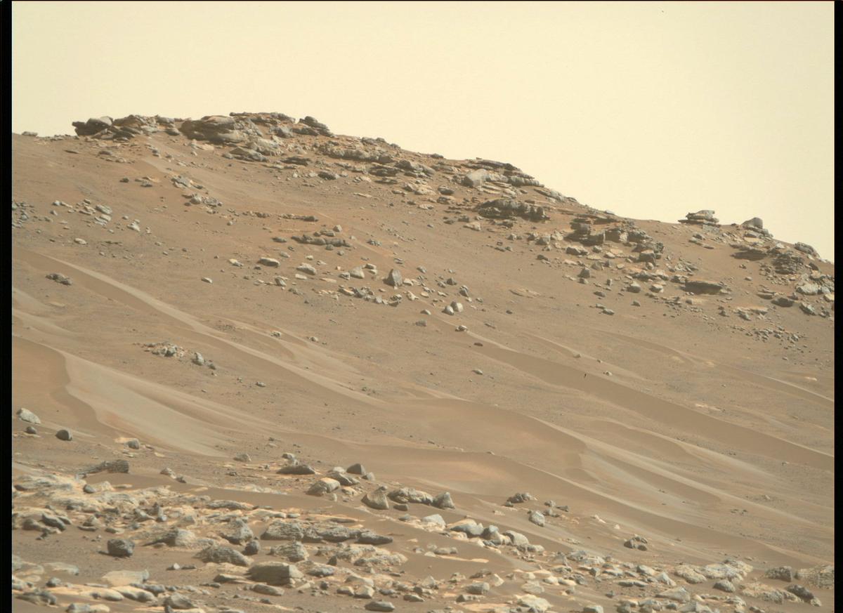 This image was taken by MCZ_RIGHT onboard NASA's Mars rover Perseverance on Sol 265