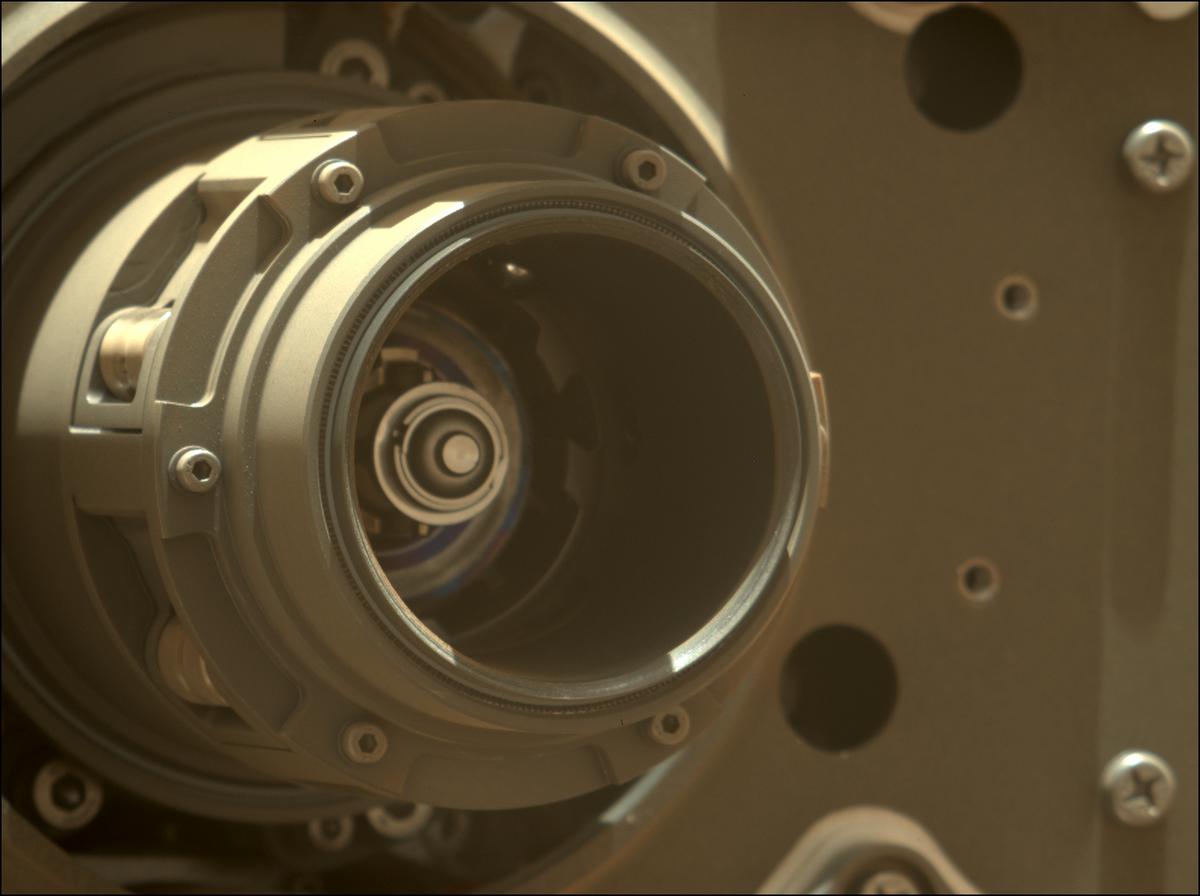 This image was taken by MCZ_LEFT onboard NASA's Mars rover Perseverance on Sol 267