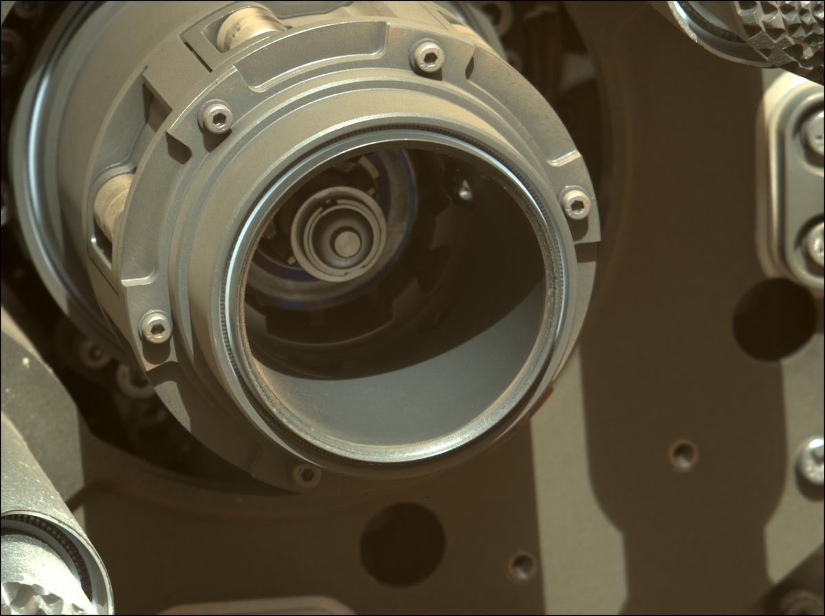 This image was taken by MCZ_LEFT onboard NASA's Mars rover Perseverance on Sol 267