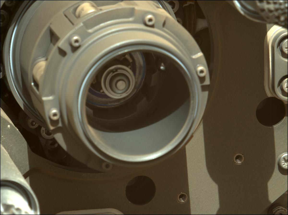 This image was taken by MCZ_LEFT onboard NASA's Mars rover Perseverance on Sol 267