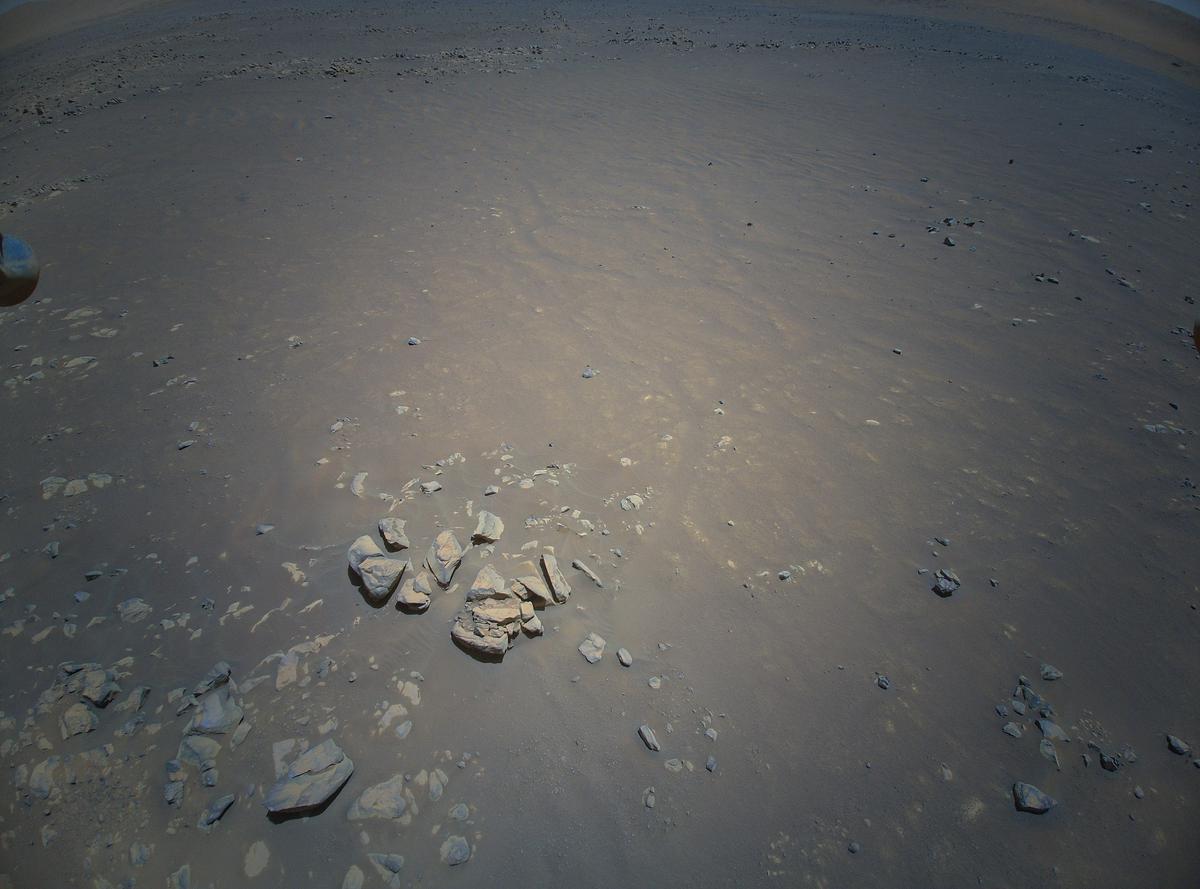 This image was taken by HELI_RTE onboard NASA's Mars rover Perseverance on Sol 268