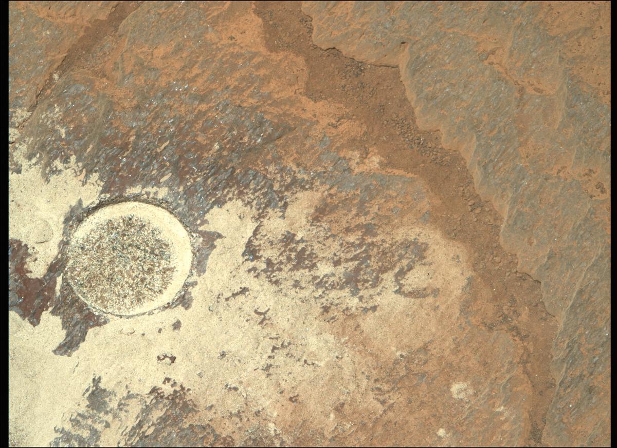This image was taken by MCZ_RIGHT onboard NASA's Mars rover Perseverance on Sol 268