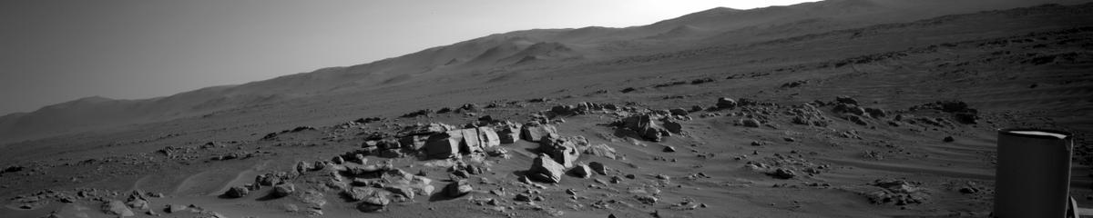 This image was taken by NAVCAM_LEFT onboard NASA's Mars rover Perseverance on Sol 269
