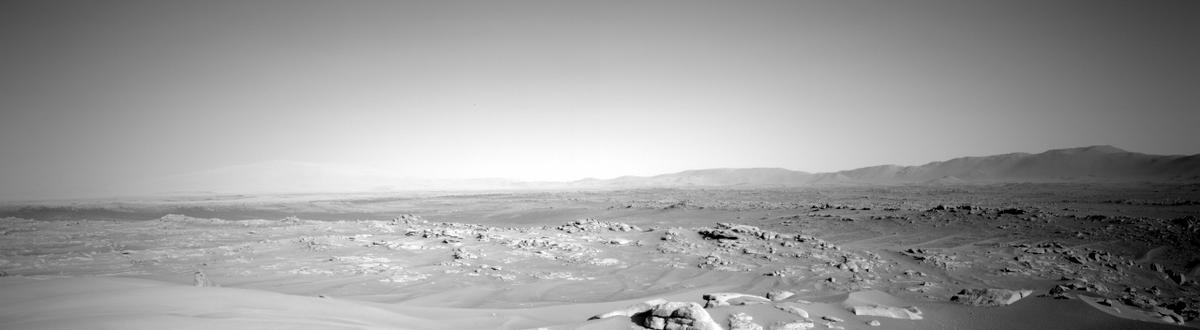 This image was taken by NAVCAM_LEFT onboard NASA's Mars rover Perseverance on Sol 279