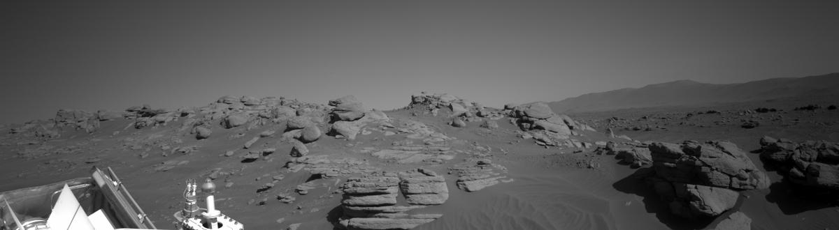 This image was taken by NAVCAM_LEFT onboard NASA's Mars rover Perseverance on Sol 280