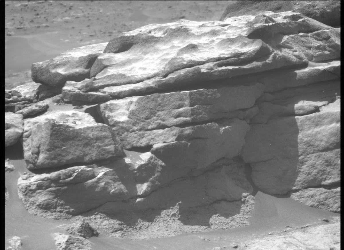 This image was taken by MCZ_RIGHT onboard NASA's Mars rover Perseverance on Sol 280