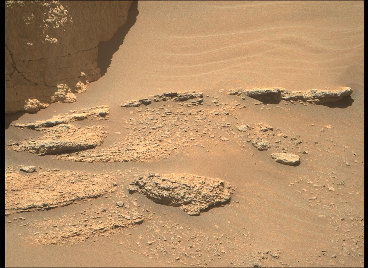 This image was taken by MCZ_RIGHT onboard NASA's Mars rover Perseverance on Sol 281