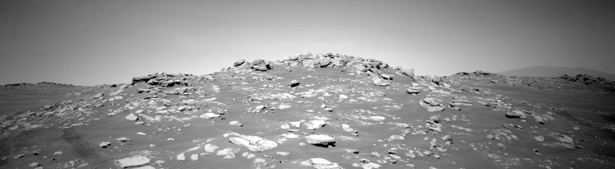 This image was taken by NAVCAM_LEFT onboard NASA's Mars rover Perseverance on Sol 284