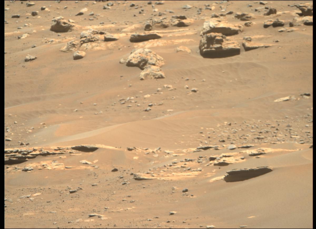 This image was taken by MCZ_RIGHT onboard NASA's Mars rover Perseverance on Sol 284