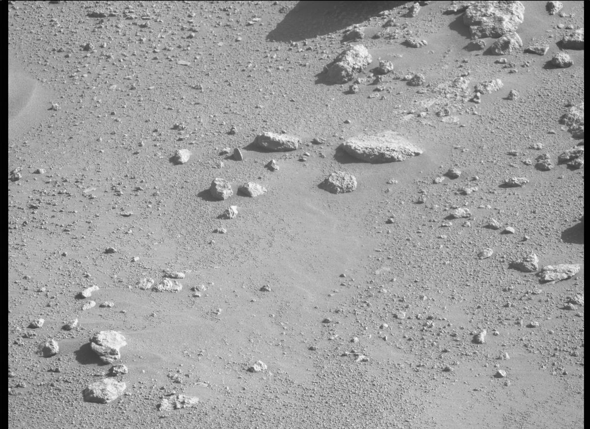 This image was taken by MCZ_RIGHT onboard NASA's Mars rover Perseverance on Sol 285