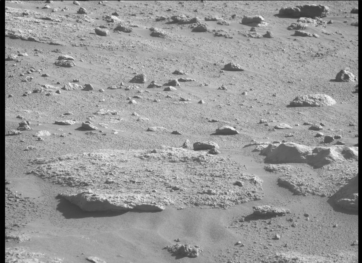 This image was taken by MCZ_RIGHT onboard NASA's Mars rover Perseverance on Sol 285