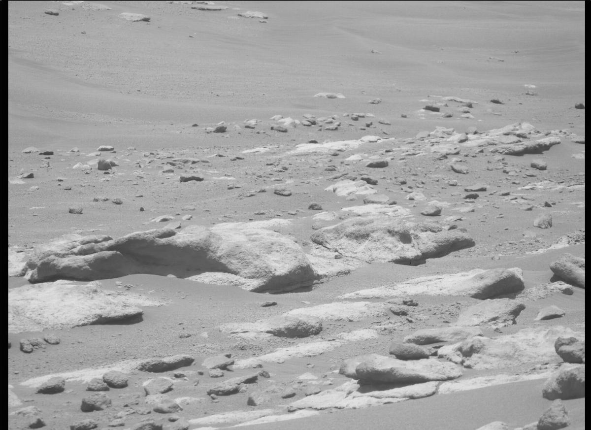 This image was taken by MCZ_RIGHT onboard NASA's Mars rover Perseverance on Sol 286