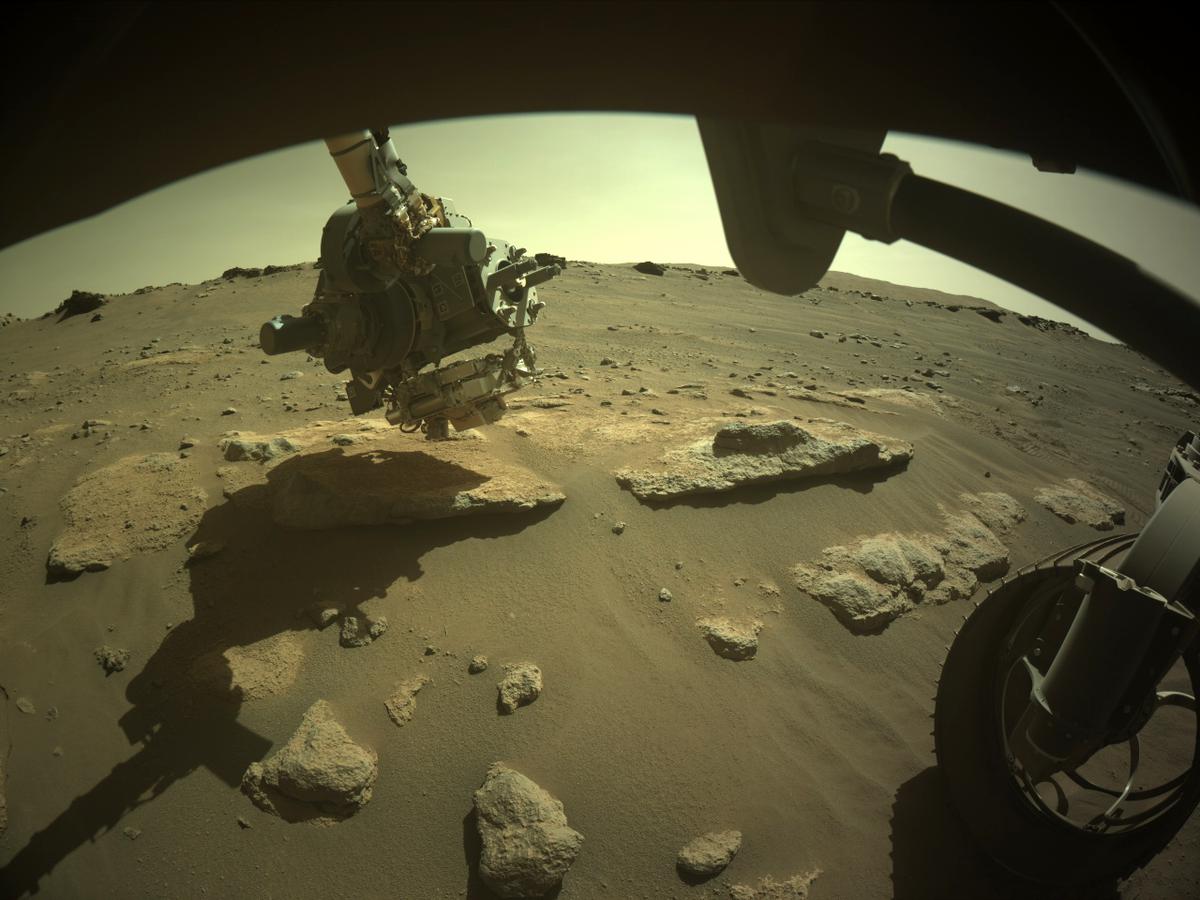This image was taken by FRONT_HAZCAM_RIGHT_A onboard NASA's Mars rover Perseverance on Sol 287