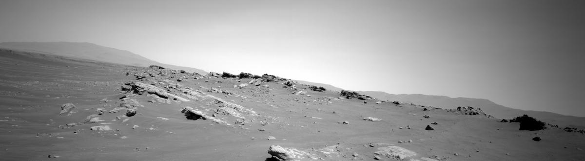 This image was taken by NAVCAM_LEFT onboard NASA's Mars rover Perseverance on Sol 287
