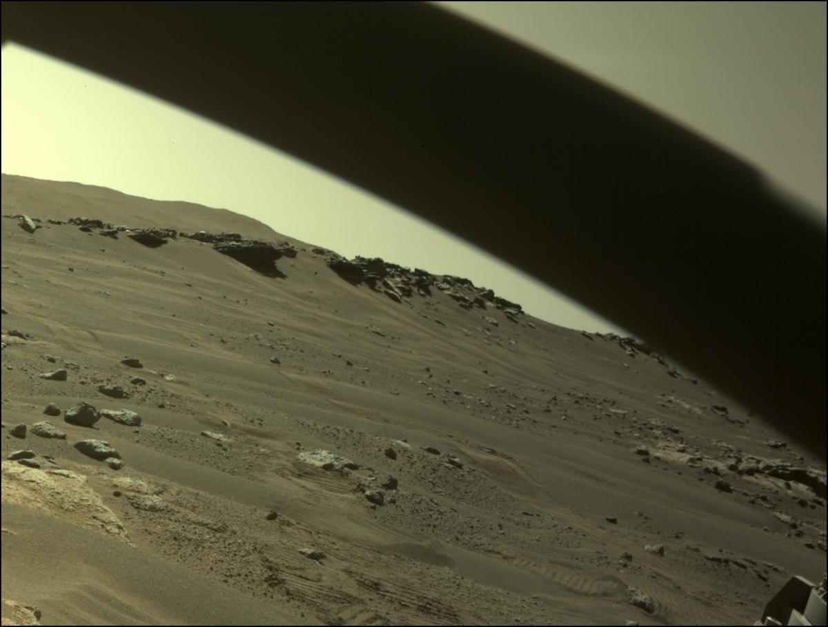 This image was taken by FRONT_HAZCAM_RIGHT_A onboard NASA's Mars rover Perseverance on Sol 289