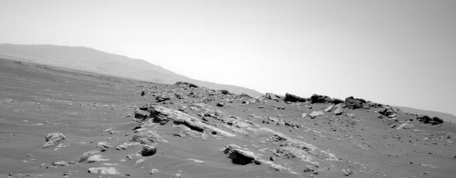 This image was taken by NAVCAM_LEFT onboard NASA's Mars rover Perseverance on Sol 289