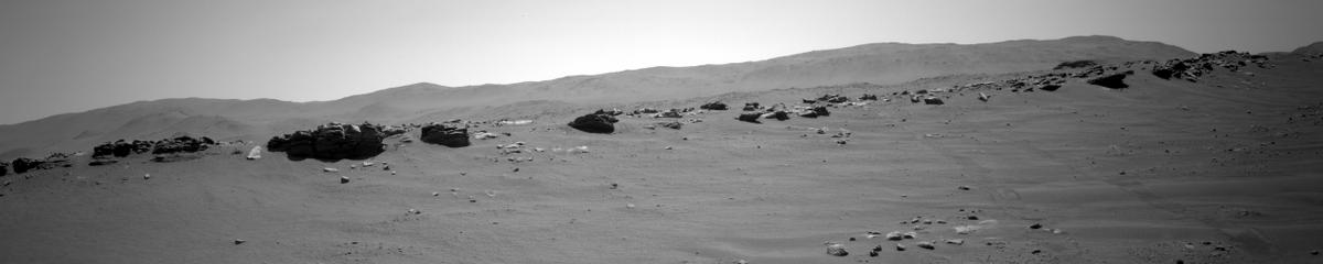 This image was taken by NAVCAM_LEFT onboard NASA's Mars rover Perseverance on Sol 289