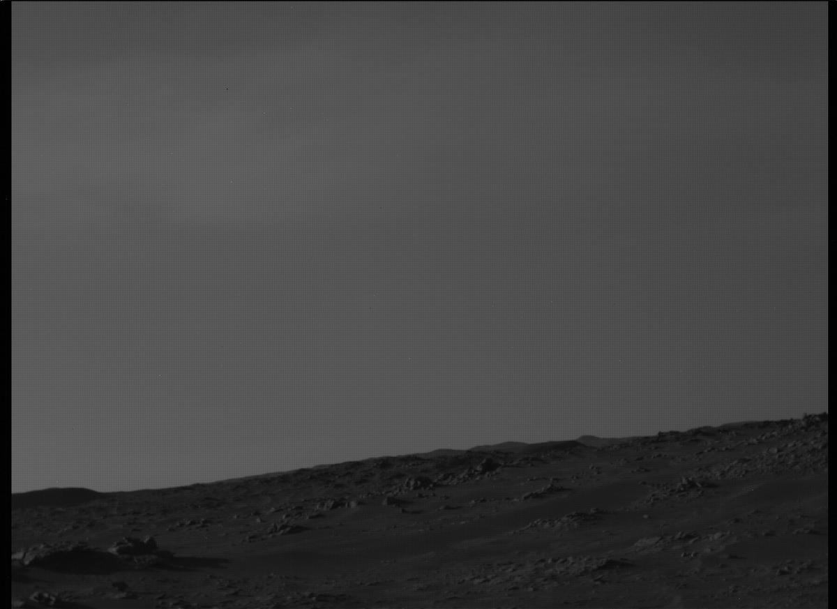 This image was taken by MCZ_LEFT onboard NASA's Mars rover Perseverance on Sol 289