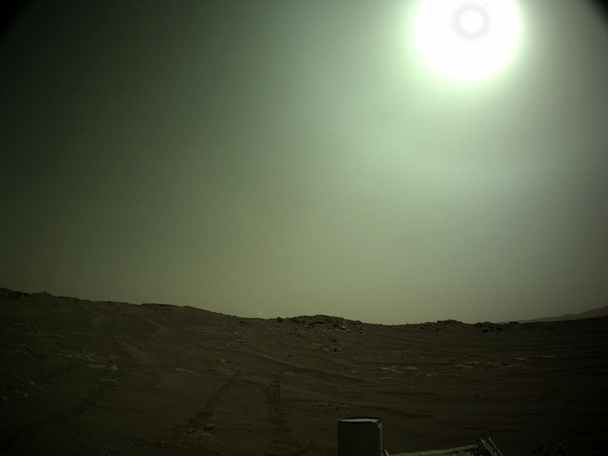 This image was taken by NAVCAM_LEFT onboard NASA's Mars rover Perseverance on Sol 292