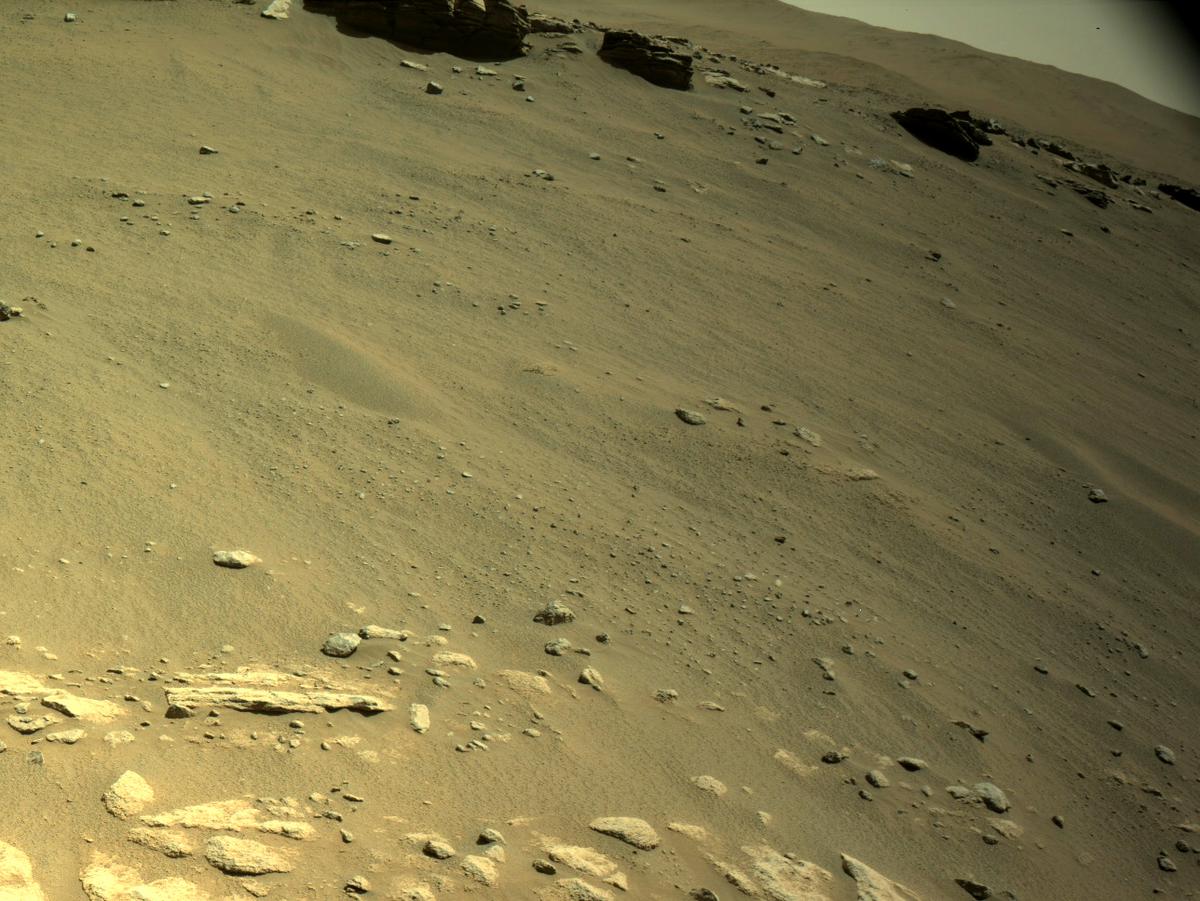This image was taken by NAVCAM_RIGHT onboard NASA's Mars rover Perseverance on Sol 292