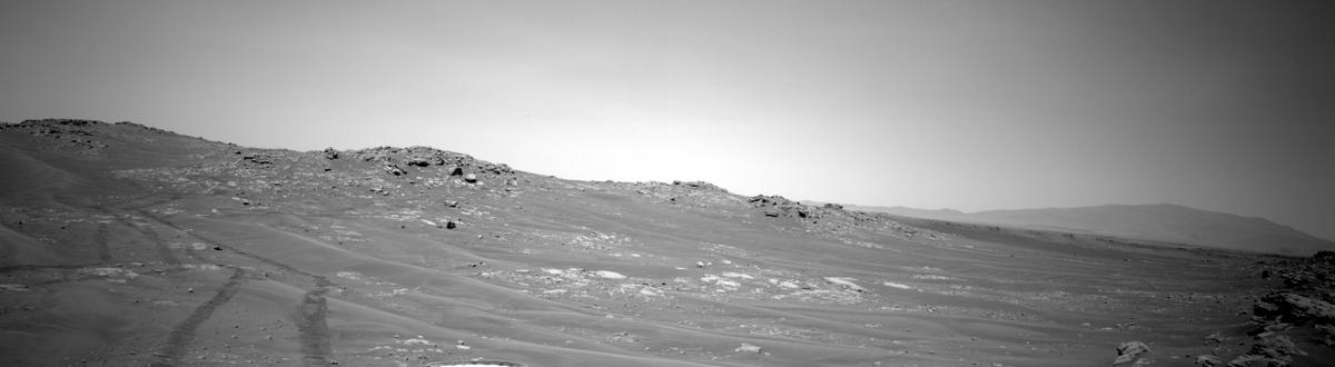 This image was taken by NAVCAM_LEFT onboard NASA's Mars rover Perseverance on Sol 295