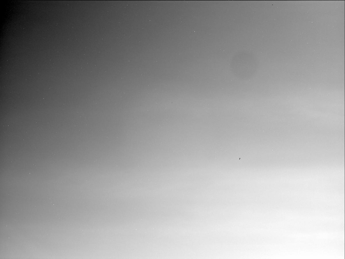 This image was taken by MCZ_RIGHT onboard NASA's Mars rover Perseverance on Sol 300