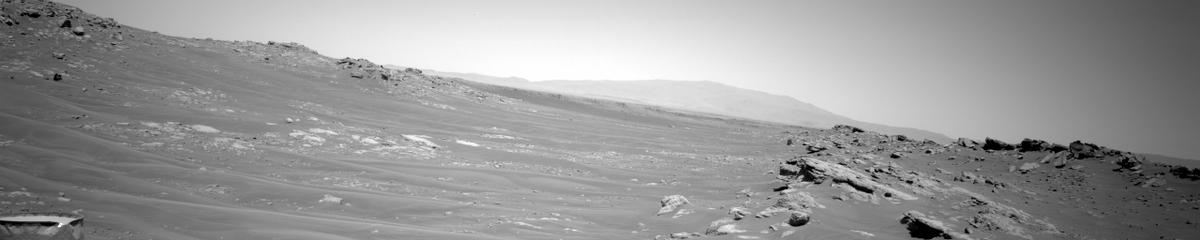 This image was taken by NAVCAM_LEFT onboard NASA's Mars rover Perseverance on Sol 302