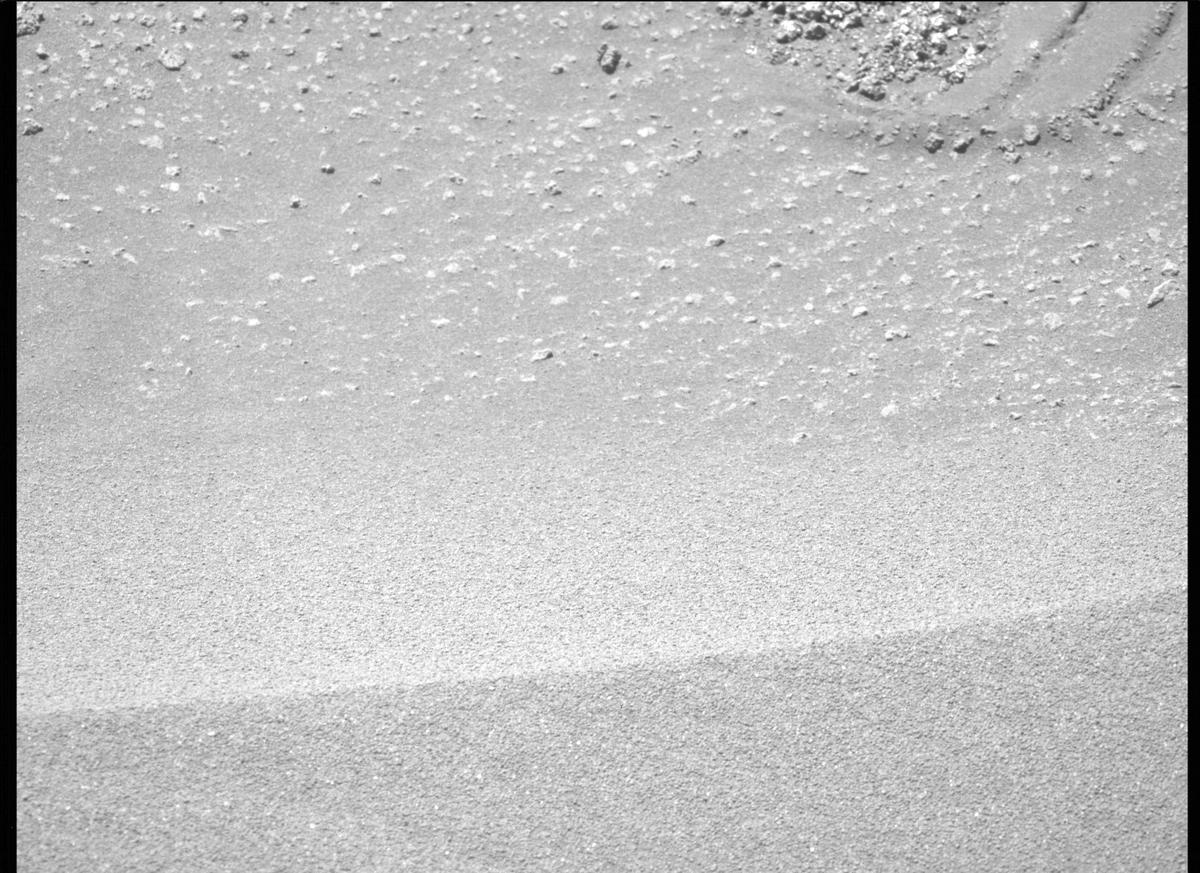 This image was taken by MCZ_LEFT onboard NASA's Mars rover Perseverance on Sol 302