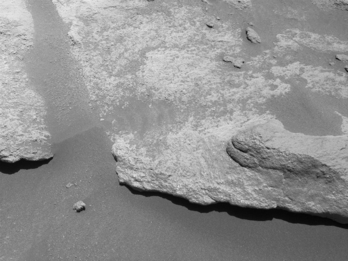 This image was taken by NAVCAM_RIGHT onboard NASA's Mars rover Perseverance on Sol 303