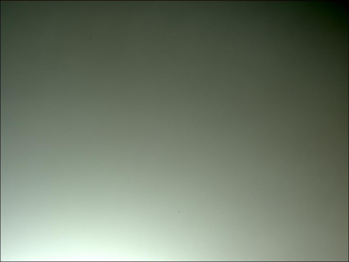 This image was taken by MCZ_LEFT onboard NASA's Mars rover Perseverance on Sol 303