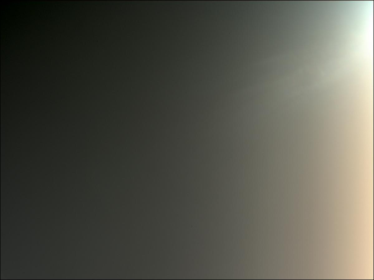 This image was taken by MCZ_LEFT onboard NASA's Mars rover Perseverance on Sol 303