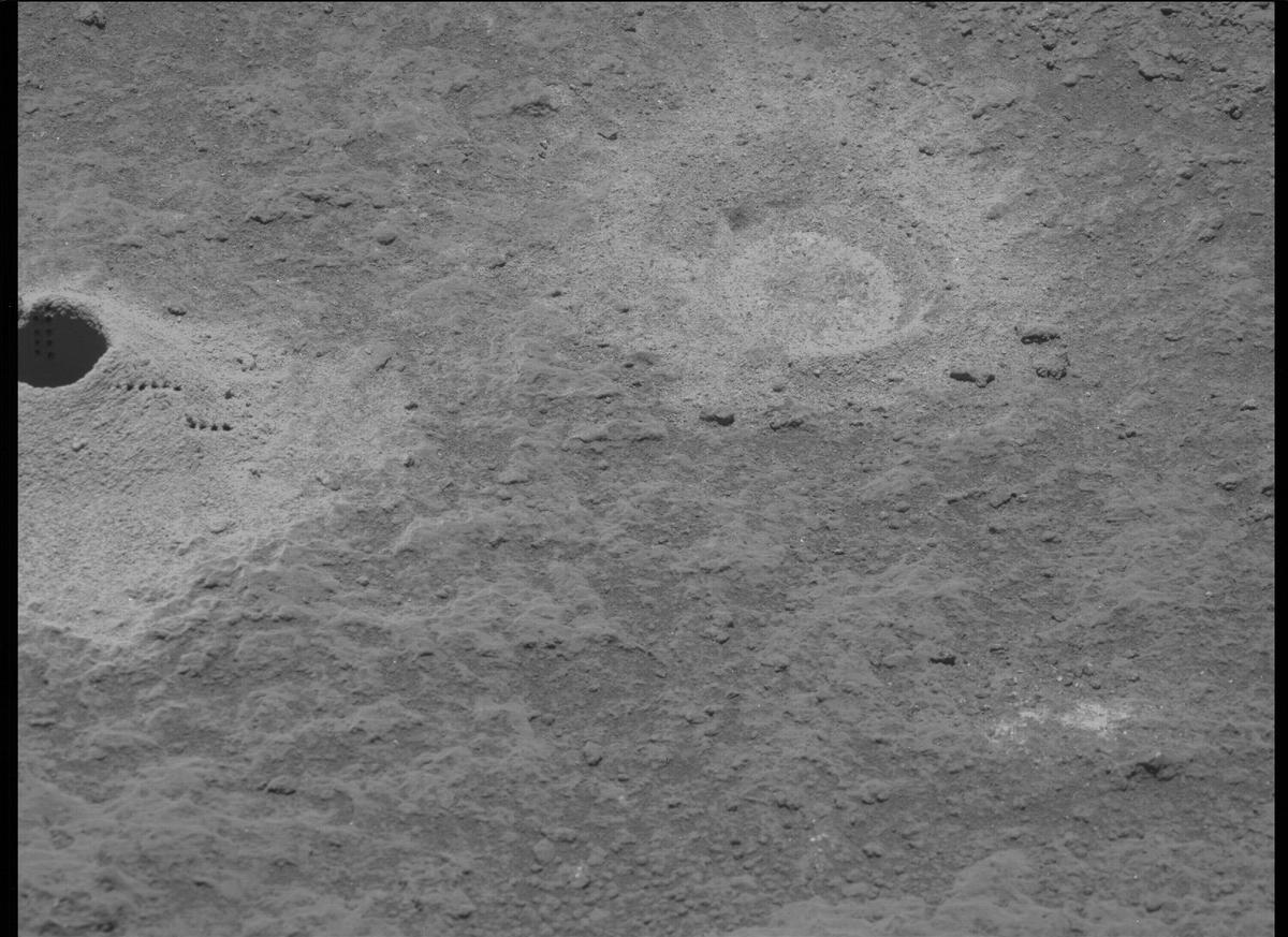 This image was taken by MCZ_LEFT onboard NASA's Mars rover Perseverance on Sol 304