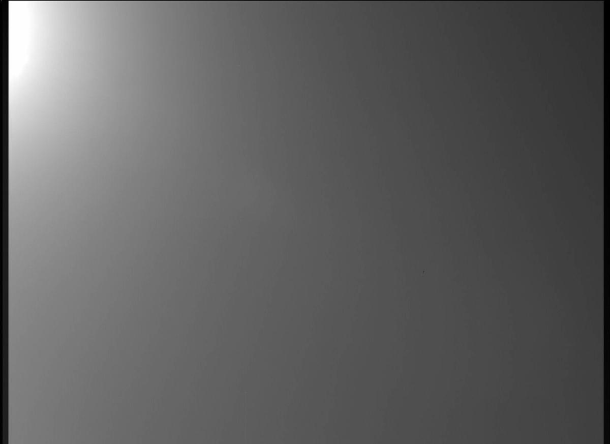 This image was taken by MCZ_RIGHT onboard NASA's Mars rover Perseverance on Sol 304