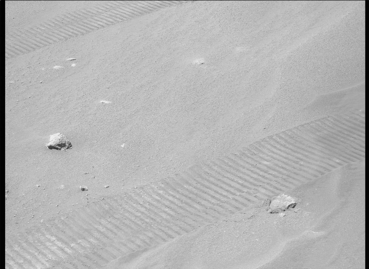 This image was taken by MCZ_RIGHT onboard NASA's Mars rover Perseverance on Sol 308