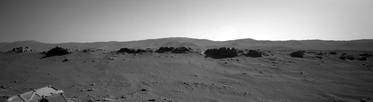 This image was taken by NAVCAM_LEFT onboard NASA's Mars rover Perseverance on Sol 309