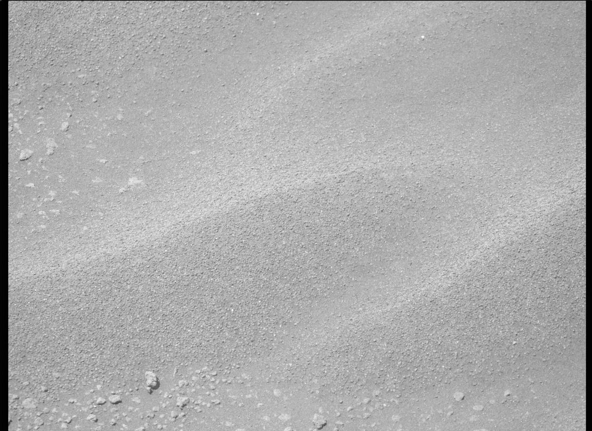 This image was taken by MCZ_RIGHT onboard NASA's Mars rover Perseverance on Sol 312