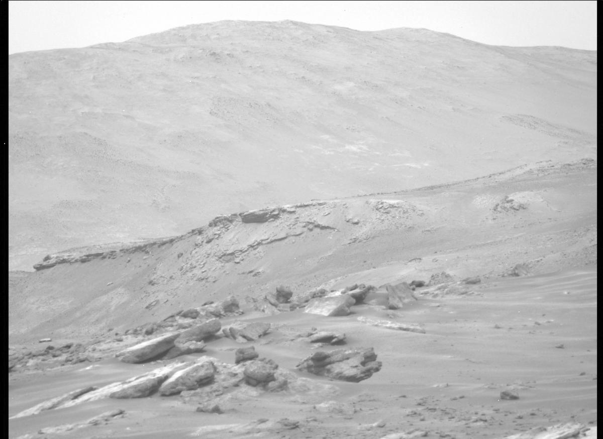 This image was taken by MCZ_LEFT onboard NASA's Mars rover Perseverance on Sol 316